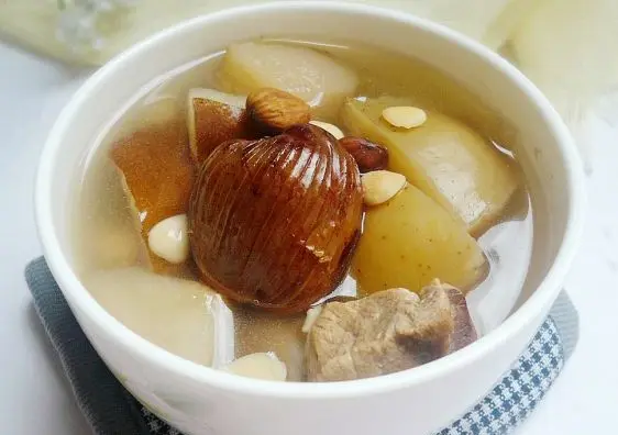 苹果蜜枣瘦肉汤做法详细介绍